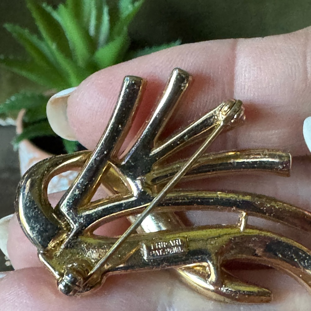 Gold Tone Vintage Brooch Bundle Set Two Stamped - Picture 7 of 9
